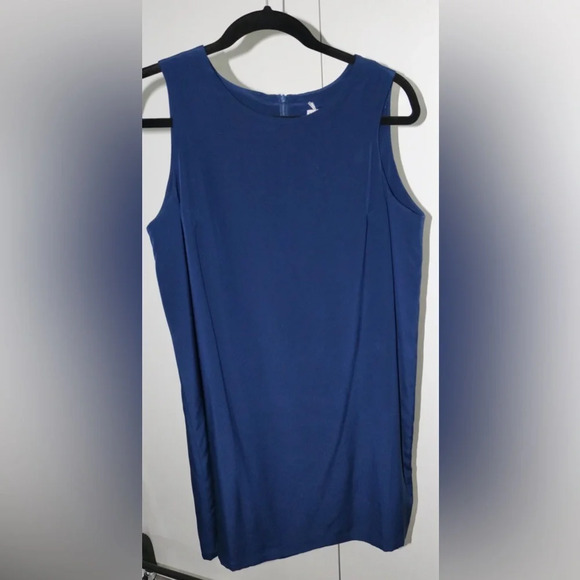 Amanda Uprichard Dresses & Skirts - NWT- Amanda Uprichard Dress- Size Medium